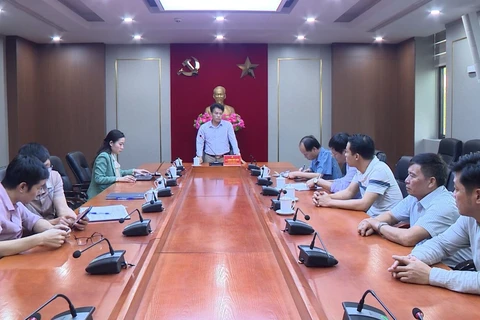 Cuộc họp của Ủy ban Kiểm tra Thành ủy Hạ Long về vi phạm của ông Nguyễn Tuấn Phú. (Nguồn: Cổng Thông tin Điện tử thành phố Hạ Long)