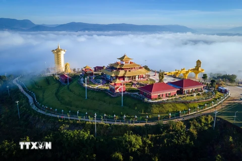 Toàn cảnh Không gian Văn hóa Tâm linh Phật giáo Samten Hills Dalat. (Ảnh: TTXVN phát)