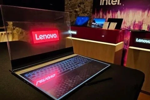 Mẫu laptop màn hình trong suốt của Lenovo. (Nguồn: CNBC)