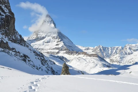 Giới chức Thụy Sĩ ra cảnh báo về nguy cơ cao lở tuyết do tuyết rơi dày đặc và gió mạnh ở phía Nam dãy núi Alps. (Nguồn: Unofficialnetworks)