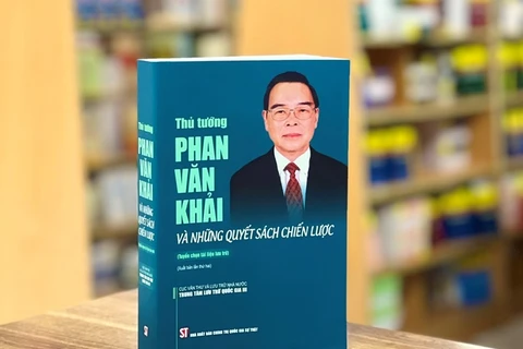 Cuốn sách 'Thủ tướng Phan Văn Khải và những quyết sách chiến lược.'