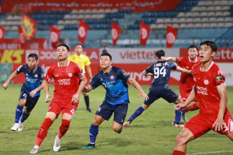 Câu lạc bộ Viettel bị đội khách TopenLand Bình Định cầm hòa với tỷ số 0-0 trong trận đấu sớm nhất vòng 4 giai đoạn lượt về V-League 2023. (Ảnh: Việt Anh/Vietnam+)
