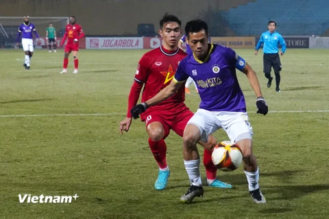 Hà Nội FC chia điểm với Hồng Lĩnh Hà Tĩnh trên sân nhà Hàng Đẫy ở vòng 7 V-League 2023/24. (Ảnh: Việt Anh/Vietnam+)