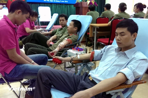 Hà Nội: 200 chiến sỹ an ninh tham gia hiến máu tình nguyện 