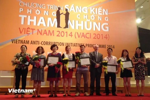 19 đề án nhận giải Sáng kiến phòng chống tham nhũng 2014 