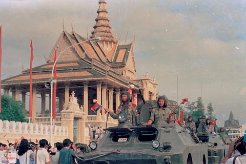 Quân tình nguyện Việt Nam ở Phnom Penh. (Ảnh: Kim Hùng/TTXVN) 
