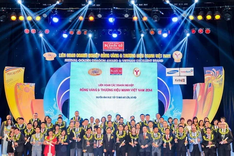 Prudential Việt Nam nhận giải thưởng Rồng Vàng lần thứ 13