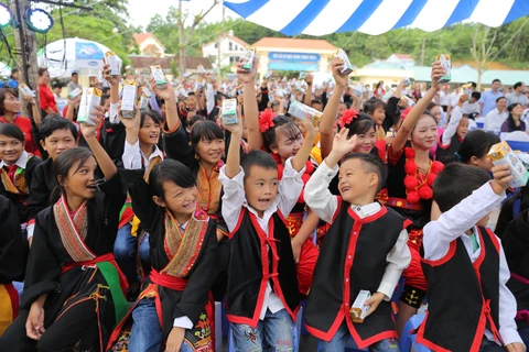 Nơi nào Quỹ sữa Vươn Cao Việt Nam chọn là điểm đến, nơi ấy đều tràn ngập niềm vui và sự xúc động. (Ảnh: CTV)