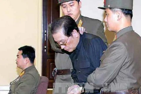 Ông Jang Song-Thaek tại phiên tòa quân sự ở Bình Nhưỡng ngày 12/12. (Ảnh: Yonhap/TTXVN)