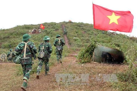 Diễn tập phòng thủ tại Bắc Giang (Nguồn: Trọng Đức/TTXVN)