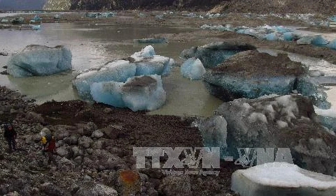 Hồ Cachet II ở Aysen, Chile đã bị cạn. (Ảnh: AFP/TTXVN)