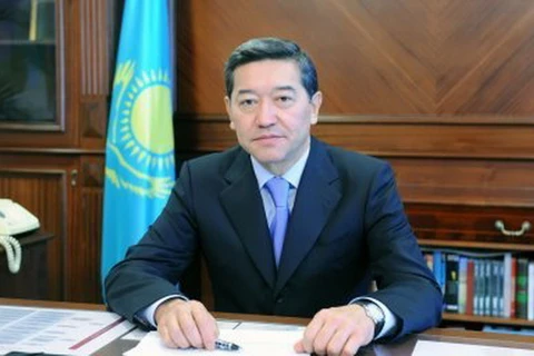 Thủ tướng Kazakhstan Akhmetov tuyên bố từ chức