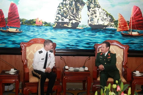 Tư lệnh vệ binh quốc gia bang Oregon của Mỹ thăm Việt Nam