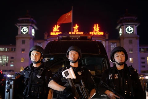 Trung Quốc diễn tập chống khủng bố tại nhà ga Bắc Kinh