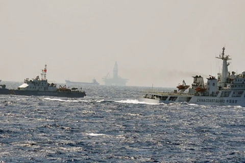 Trung Quốc tăng tàu bảo vệ tại khu đặt giàn khoan trái phép