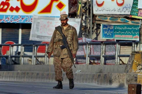 Đánh bom liều chết nhằm vào lực lượng an ninh ở Pakistan