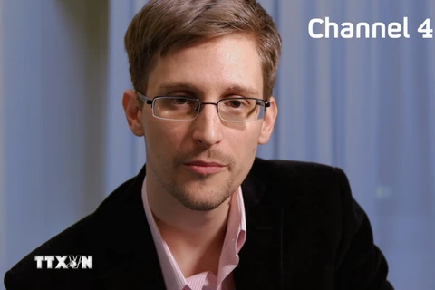 Cựu nhân viên tình báo Edward Snowden tiết lộ thông tin mới