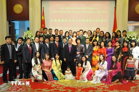 Sứ quán Việt Nam tại Singapore chiêu đãi dịp Quốc khánh