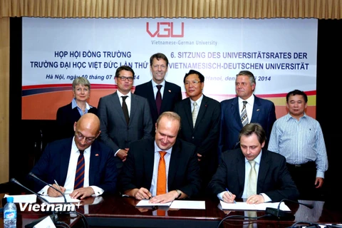 Thỏa thuận hợp tác giữa doanh nghiệp Đức với đại học Việt-Đức