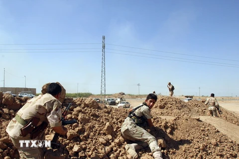 Ít nhất 10 người chết do giao tranh giữa lực lượng người Kurd và IS