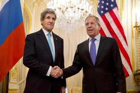 Ngoại trưởng Mỹ, Nga tới Pháp thảo luận về Syria và Ukraine