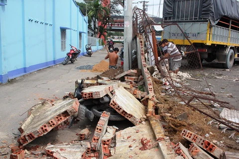 Thanh Hóa: Tai nạn sập tường khiến 2 thợ xây tử vong tại chỗ