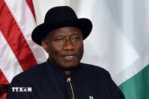 Tổng thống Nigeria Goodluck Jonathan quyết định tái tranh cử