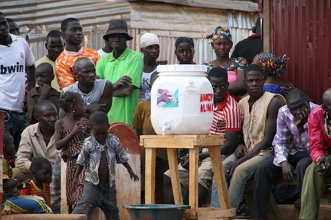 Mali mở rộng diện theo dõi những người có nguy cơ nhiễm Ebola