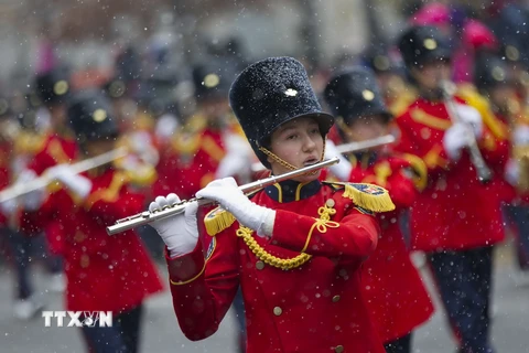 [Photo] Cuộc diễu hành thường niên của ông già Noel mừng Giáng sinh