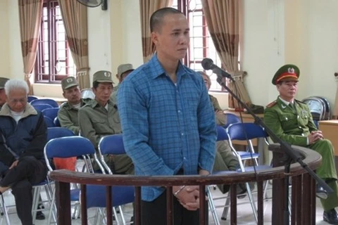 Đối tượng hành hung bác sỹ Bệnh viện Bạch Mai lĩnh án 16 tháng tù