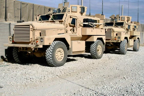Mỹ viện trợ 250 xe bọc thép chống mìn cho quân đội Iraq