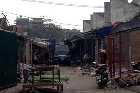 Quảng Ninh: Cưỡng chế trường hợp không di chuyển khỏi chợ Hải Hà