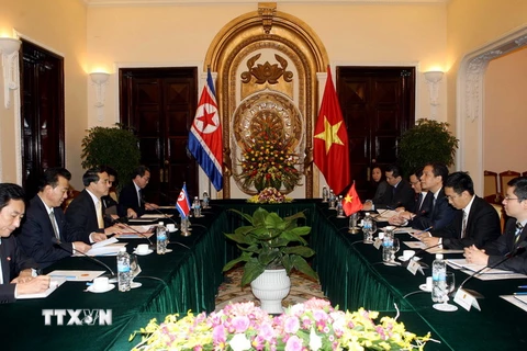 Trao đổi chính sách cấp thứ trưởng ngoại giao Việt-Triều lần 4