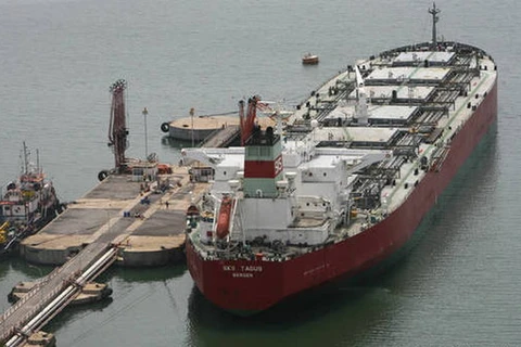 Venezuela quyết định hoãn nhập khẩu dầu của Algeria