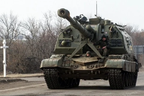 Ukraine: LPR đã rút 70% vũ khí hạng nặng khỏi giới tuyến 