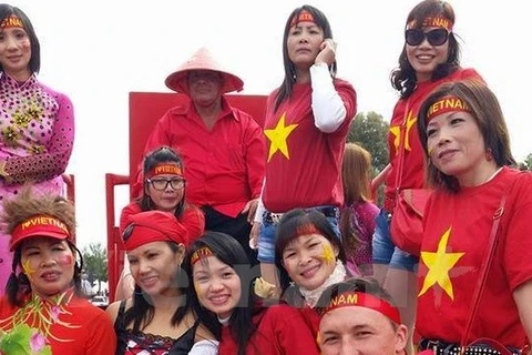 Nâng hiệu quả dạy tiếng Việt cho người Việt Nam ở nước ngoài