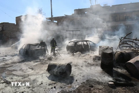 Liên quân không kích nhà máy lọc dầu của IS, 30 người tử vong