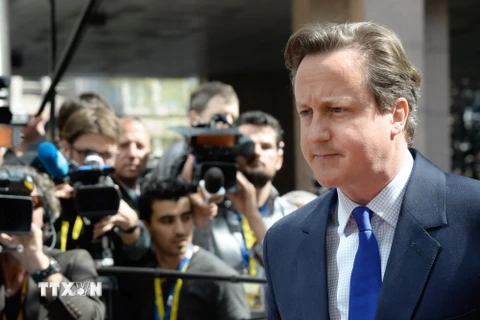 Bầu cử Anh: Đảng Bảo thủ của thủ tướng Cameron dẫn trước Công đảng