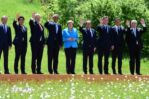 Các nhà lãnh đạo chụp ảnh lưu niệm tại Hội nghị thượng đỉnh G-7. (Nguồn: AFP/TTXVN)