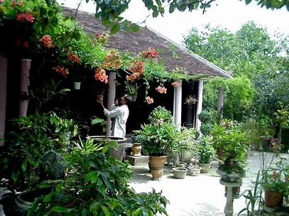 Mỗi năm, Thừa Thiên-Huế chi từ 5 tỷ đồng hỗ trợ trùng tu nhà vườn