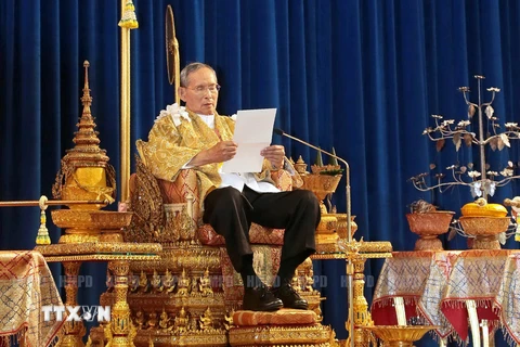 Nhà vua Bhumibol Adulyadej. (Nguồn: AFP/TTXVN)