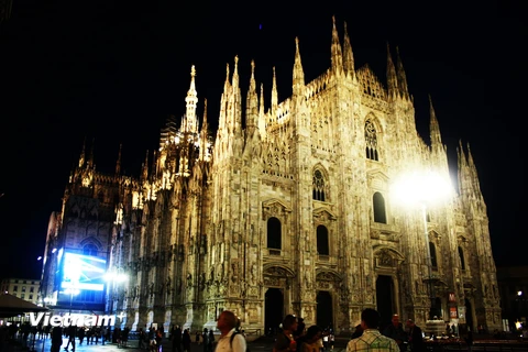 Quảng trường Duomo ở Milan, Italy. (Ảnh: Quang Thanh/Vietnam+)