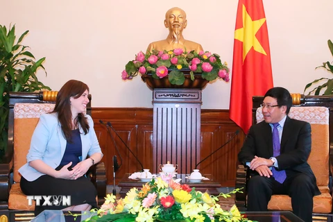 Phó Thủ tướng, Bộ trưởng Ngoại giao Phạm Bình Minh tiếp bà Tzipi Hotovely, Thứ trưởng Bộ Ngoại giao Nhà nước Israel đang có chuyến thăm chính thức Việt Nam. (Ảnh: Thống Nhất/TTXVN)