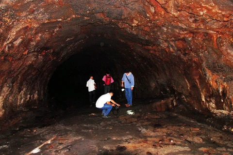 Công viên địa chất hang động núi lửa Krông Nô mở cửa từ 2016