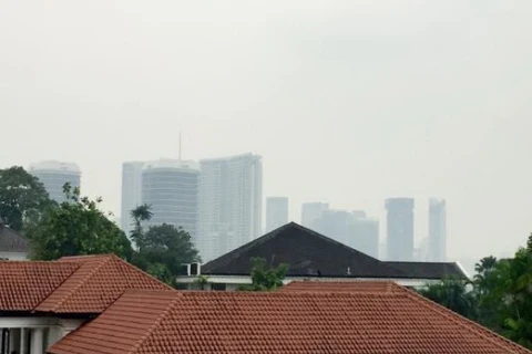 Singapore ô nhiễm không khí ở mức cao do cháy rừng tại Indonesia