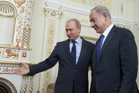 Thủ tướng Israel Benjamin Netanyahu (phải) và Tổng thống Nga Vladimir Putin. (Nguồn: Getty images)