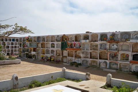 Một nghĩa trang ở Chiclayo, Peru. (Nguồn: mysendoff.com)