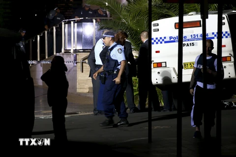 Cảnh sát Australia gác bên ngoài một cơ quan. (Ảnh minh họa. Nguồn: Reuters/TTXVN)