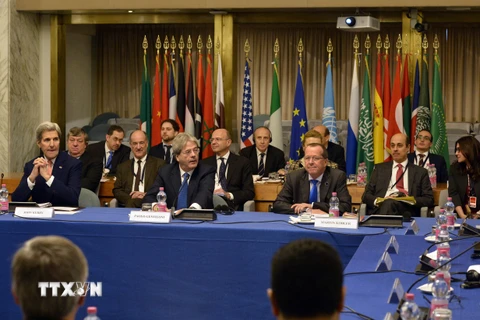 Đại diện các bên dự Hội nghị quốc tế Rome nhằm chấm dứt xung đột ở Libya. (Nguồn: AFP/TTXVN)
