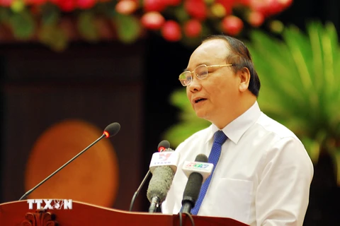 Phó Thủ tướng Chính phủ Nguyễn Xuân Phúc tham dự và phát biểu chỉ đạo tại hội nghị. (Ảnh: Mạnh Linh/TTXVN)